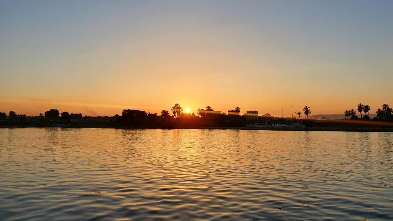 Luxor Guest House Bagian luar foto